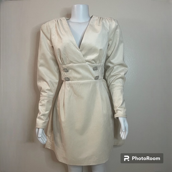 L'ATISTE Dresses & Skirts - Cream velvet cutout blazer long sleeve mini dress with buttons details